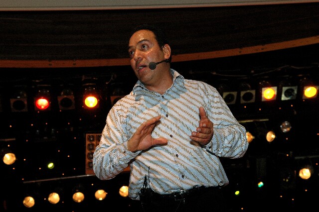 min 2008 03 06 club med world 165